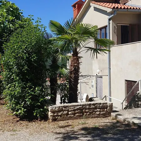 公寓 With A Parking Space Rabac, Labin - 19058 拉巴克